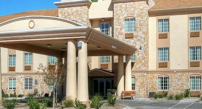 Holiday Inn Express&Suites Pecos, an IHG hotel